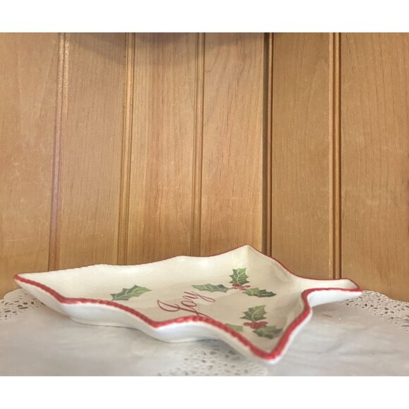 Vintage Ceramic Christmas Tree-Shaped Serving Dish Andrea by Sadek Joy - Picture 4 of 5